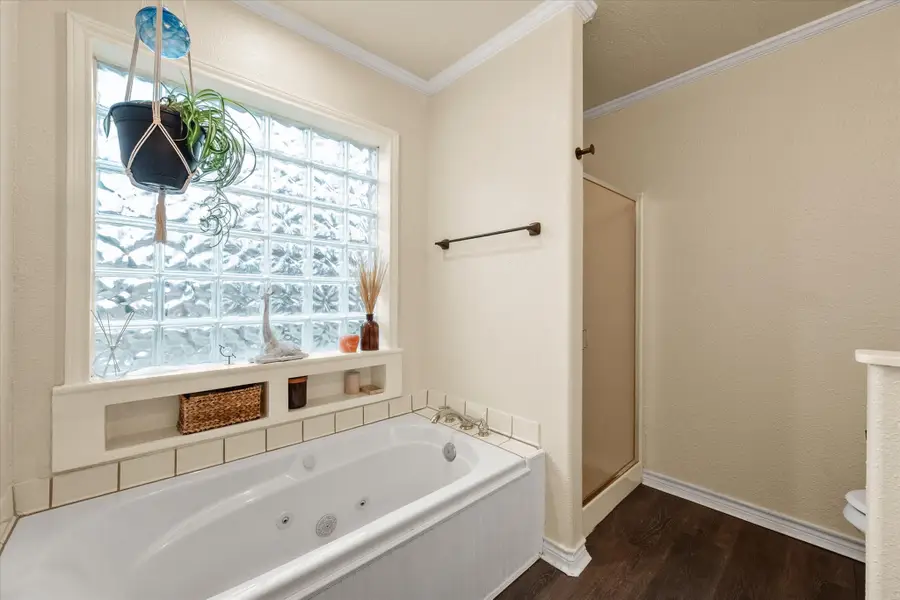 1103 Laramie Court, Granbury, TX 76048 - Image #3