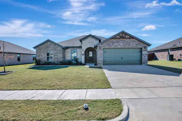4808 Avion Drive, Sanger, TX 76266