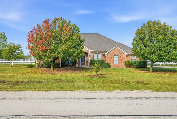 12361 Park Ridge Trail, Fort Worth, TX 76179