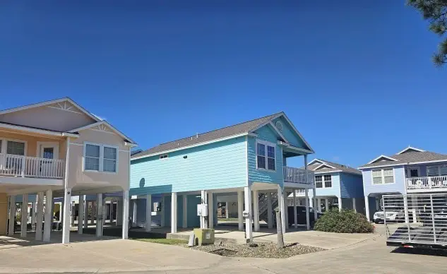 1549 S Commercial Street #11, Aransas Pass, TX 78336 - #2
