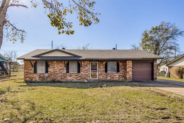 113 E Oak Street, Gunter, TX 75058