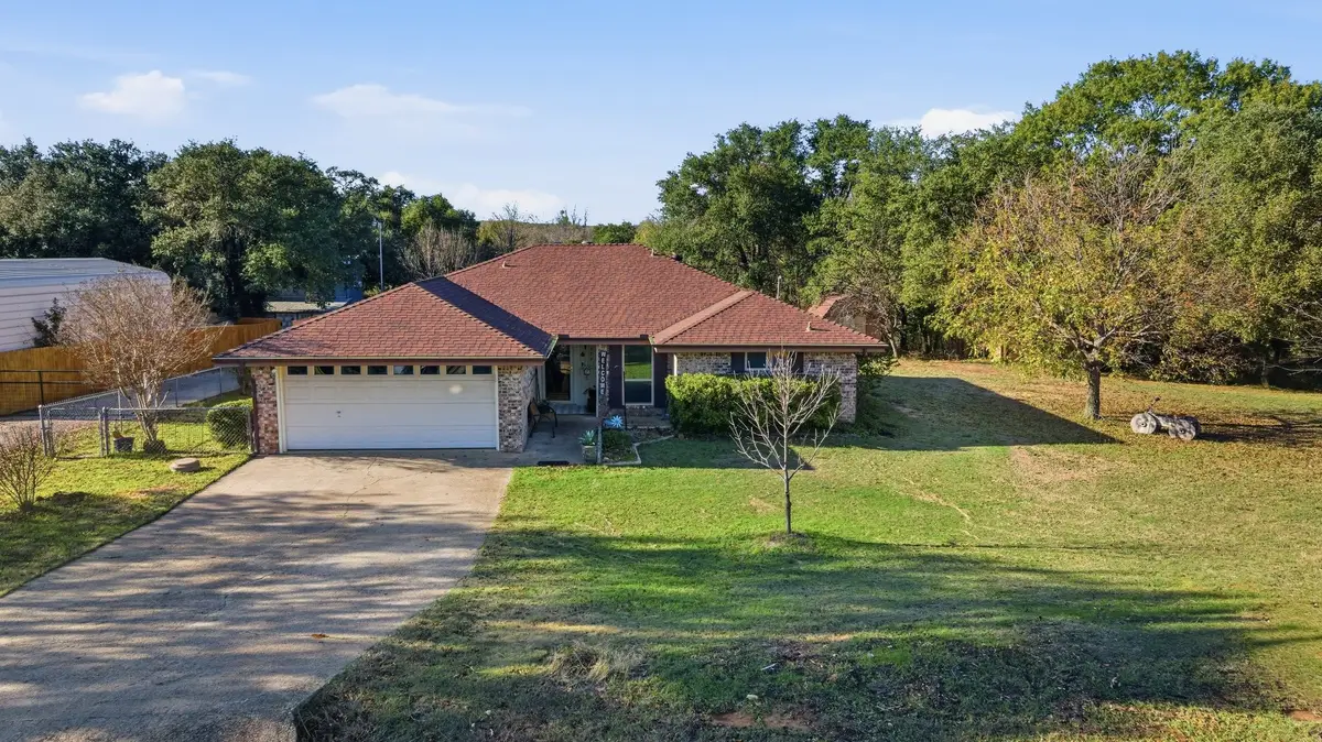 309 De La Cruz Street, Weatherford, TX 76085 - Image #1