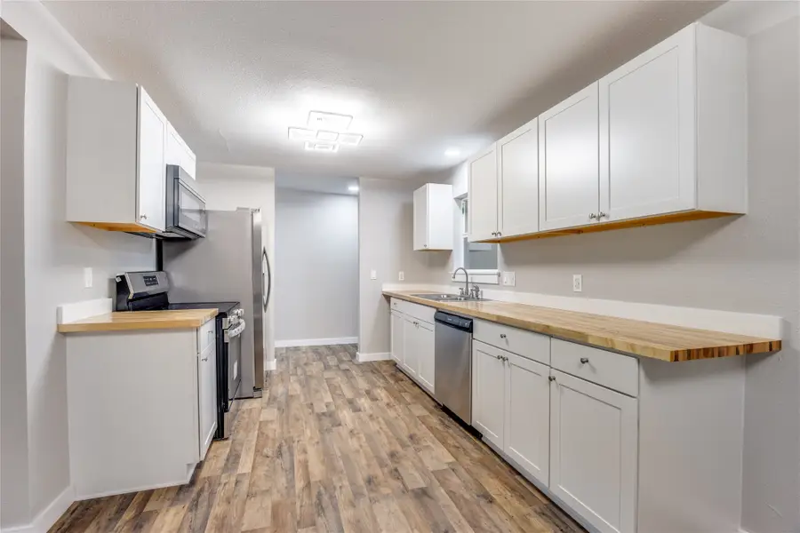 1402 N Ricketts Street, Sherman, TX 75092 - Image #3