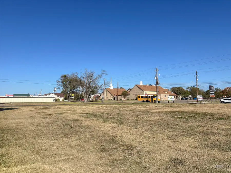 602 S 3rd Street, Mabank, TX 75147 - Image #3