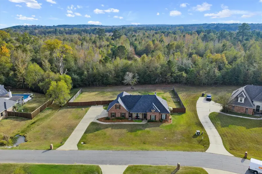 363 Leigh Lane, Stonewall, LA 71078 - Image #2