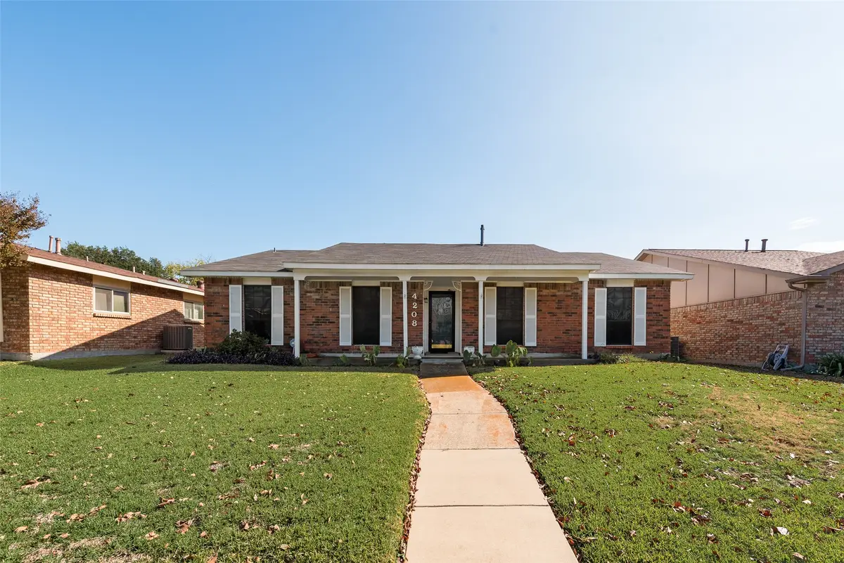 4208 Arbor Drive, Mesquite, TX 75150 - Image #1