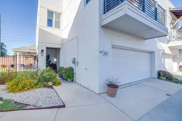 109 Crossroads Circle, Westworth Village, TX 76114