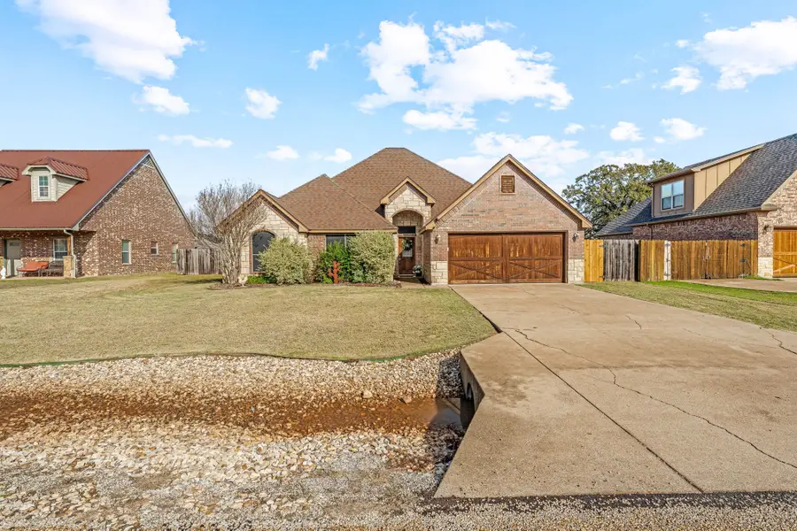 2936 Willow Ridge Circle, Granbury, TX 76049 - Image #3