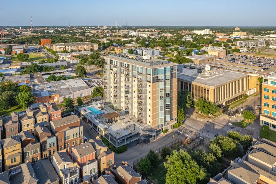 1001 Belleview Street #305, Dallas, TX 75215 - Image #3