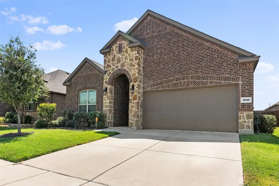 1016 Lake Cypress Lane, Little Elm, TX 75068 - Image #2