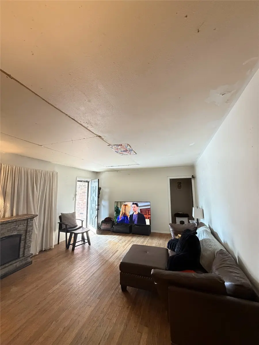 3617 Bewley Street, North Richland Hills, TX 76117 - Image #3