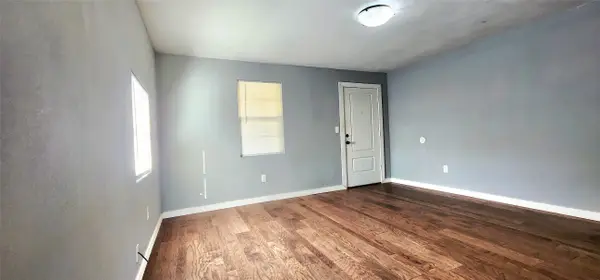 8525 Oak Haven Lane, Dallas, TX 75217