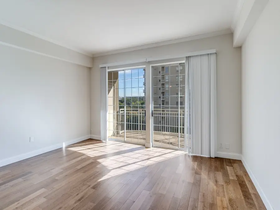 3225 Turtle Creek Boulevard #545, Dallas, TX 75219 - Image #2