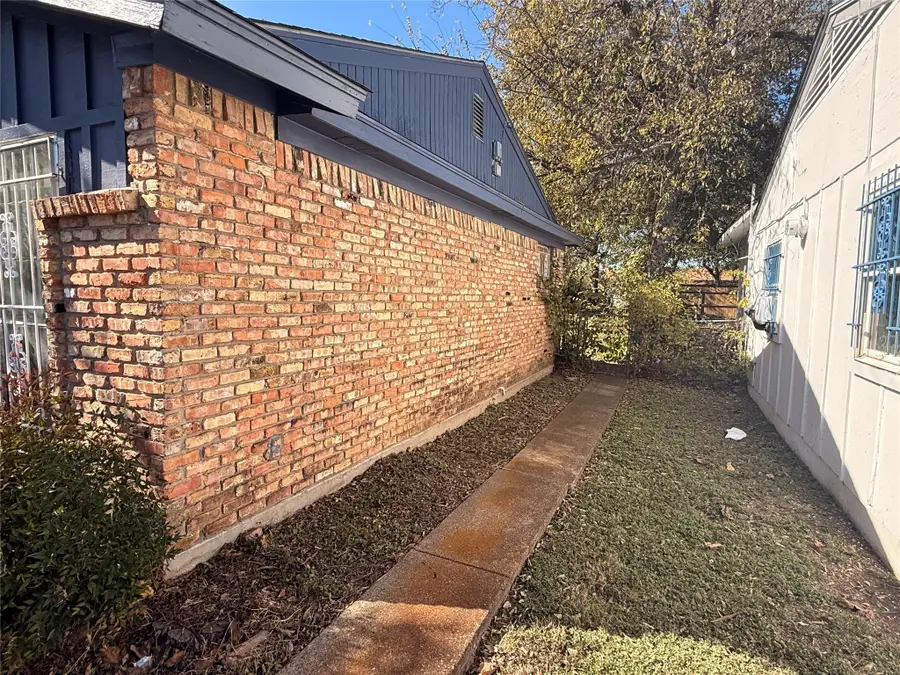 3711 Happy Canyon Drive, Dallas, TX 75241 - Image #3