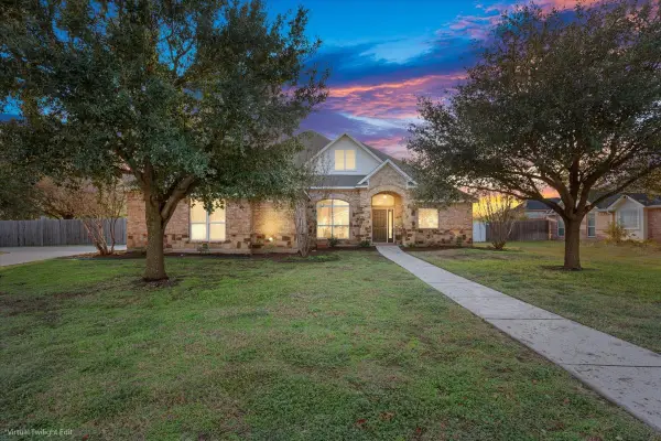 900 Queen Elizabeth Drive, Waco, TX 76657