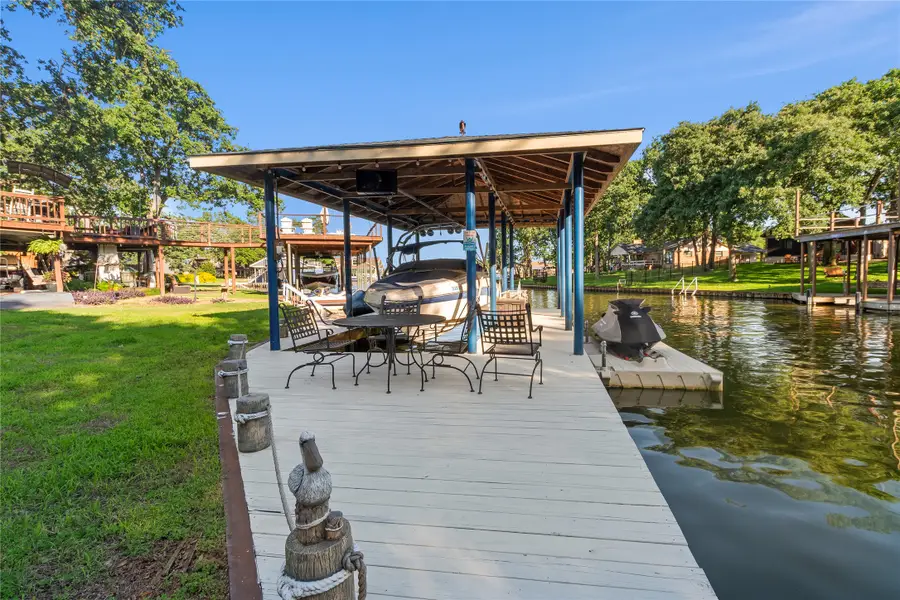 2029 Austin Aisle, Tool, TX 75143 - Image #2