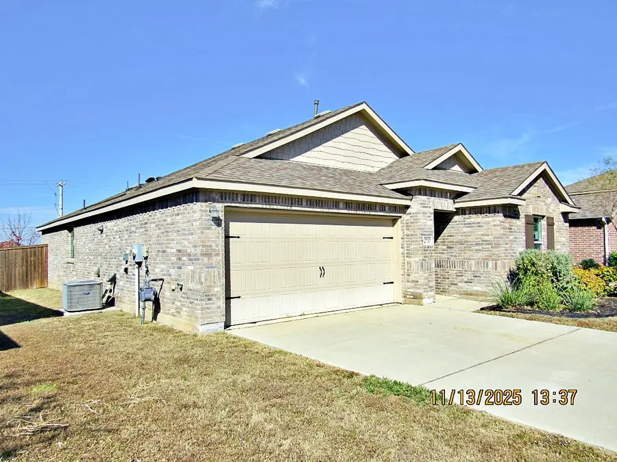 2757 Tobias Lane, Aubrey, TX 76227 - Image #3