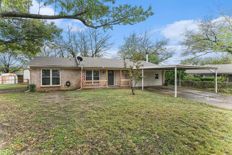 6608 Swanee Court, Watauga, TX 76148 - Image #2