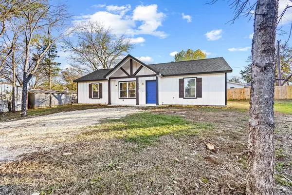 458 Maple Drive, Pottsboro, TX 75076