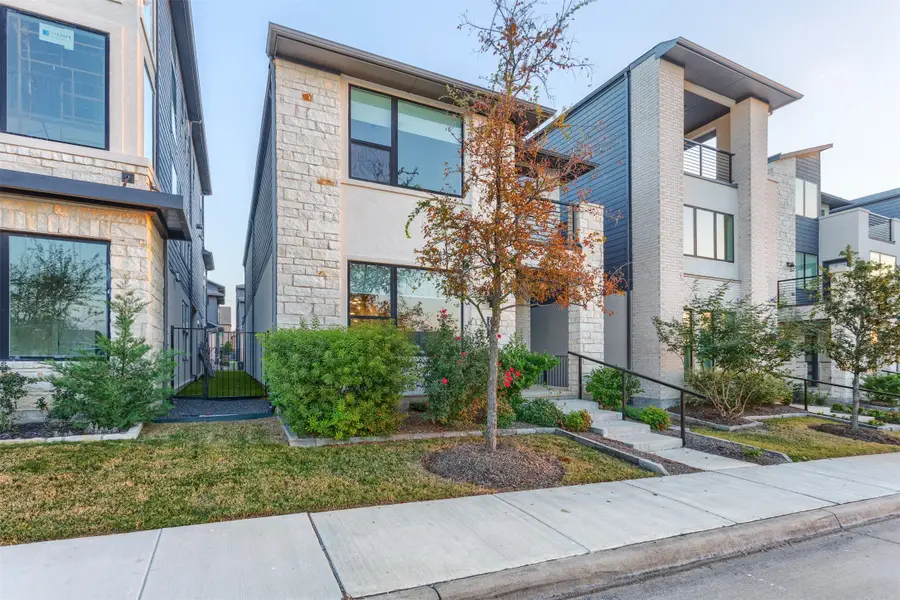 7513 Hewitt Drive, McKinney, TX 75070 - Image #2