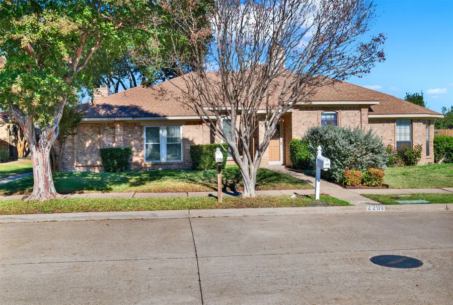 2204 Overview Lane, Garland, TX 75044 - Image #3
