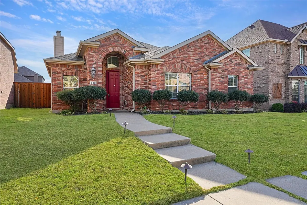 682 Crockett Drive, Lavon, TX 75166 - Image #1
