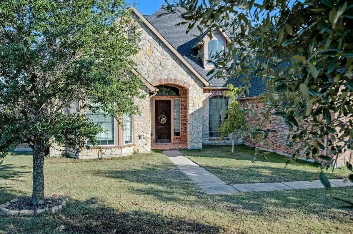 109 Silver Rose Boulevard, Burleson, TX 76028 - Image #1
