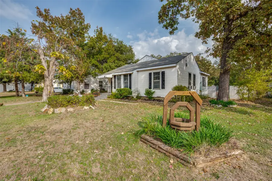 813 Scott Drive, Arlington, TX 76012 - Image #2