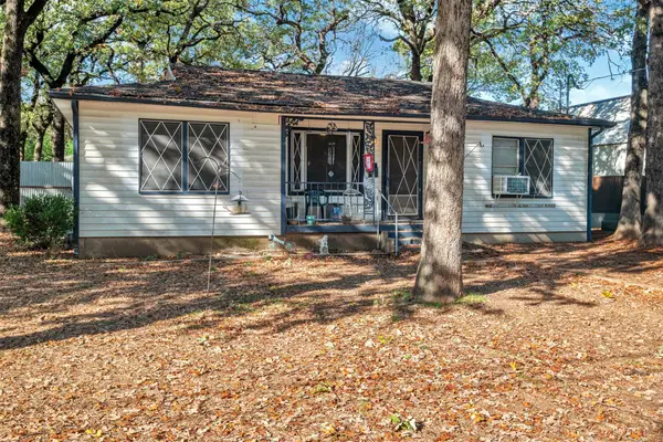 1117 Oakview Street, Fort Worth, TX 76117