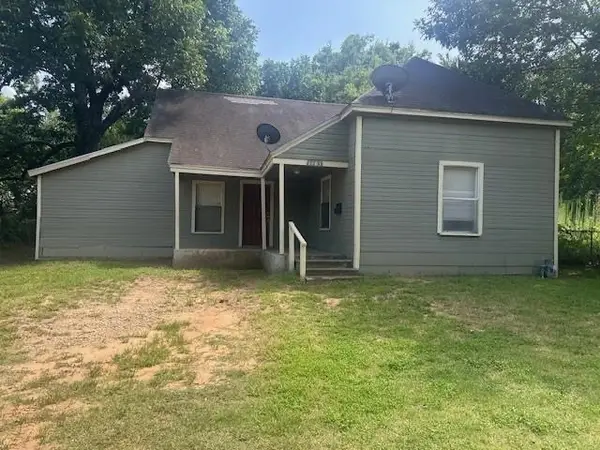 1803 W Houston Street, Paris, TX 75460