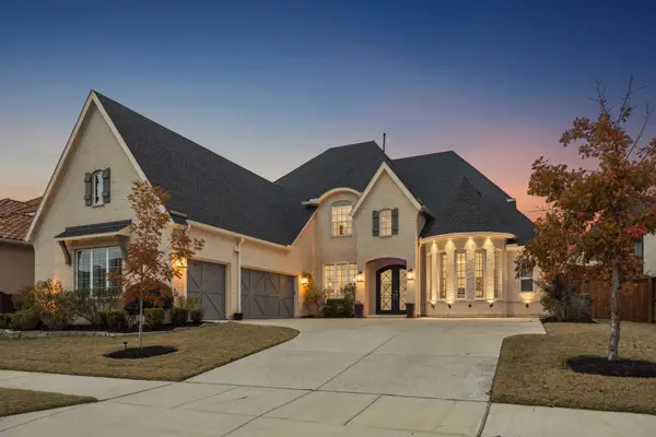 466 Dancing Water Drive, Frisco, TX 75036