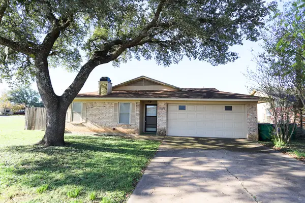 1009 Buchanan Street, McGregor, TX 76657