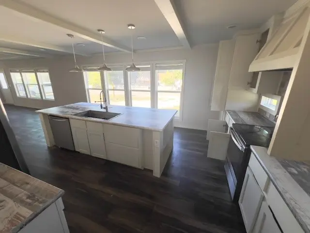 705 W Pierce Street, Winters, TX 79567 - Image #3