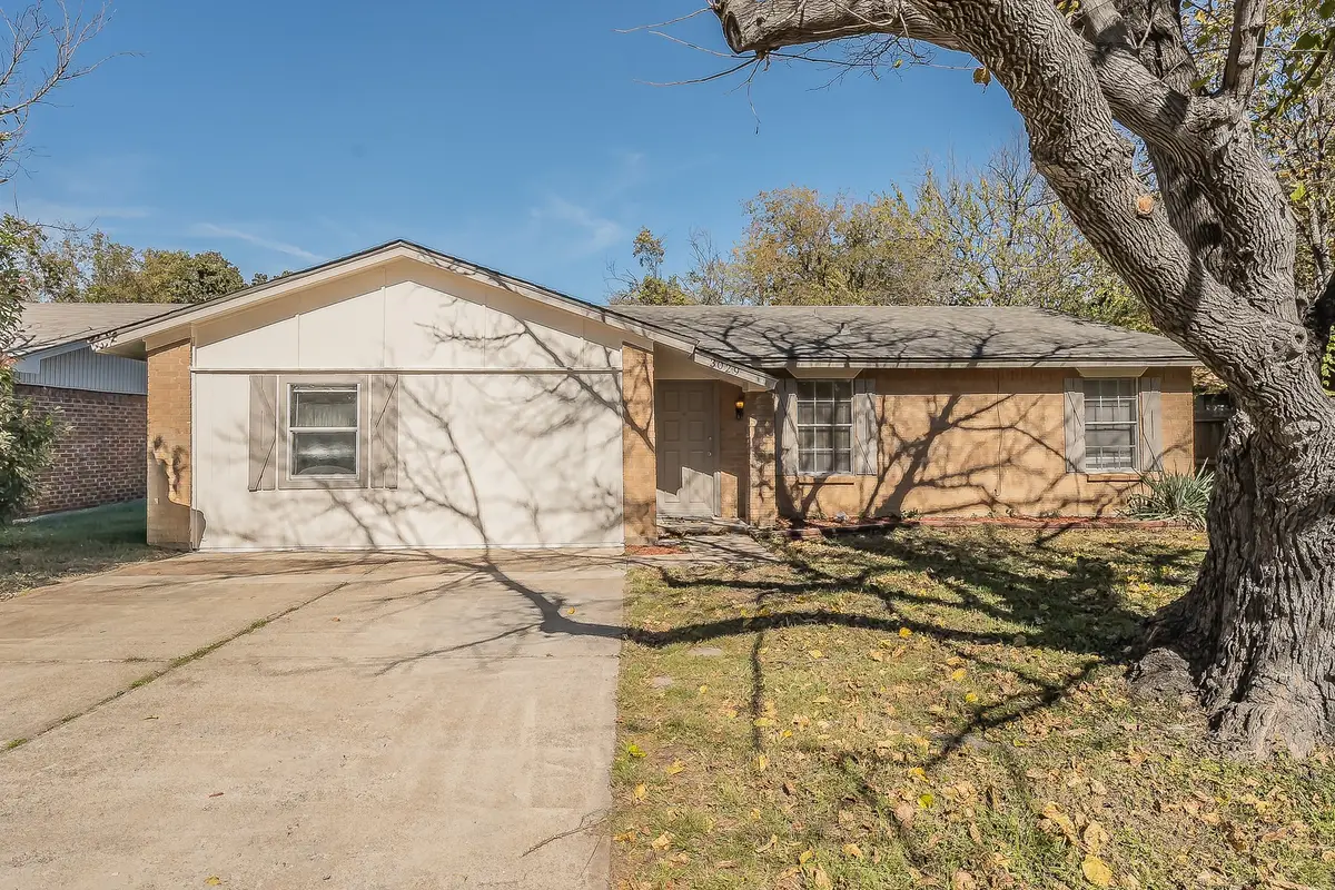 3029 Montclair Place, Denton, TX 76209 - Image #1