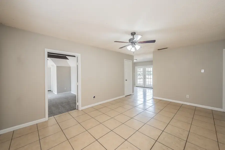 3029 Montclair Place, Denton, TX 76209 - Image #3