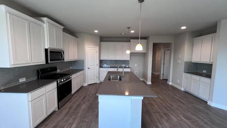 109 Medina Lane, Rhome, TX 76078 - Image #3