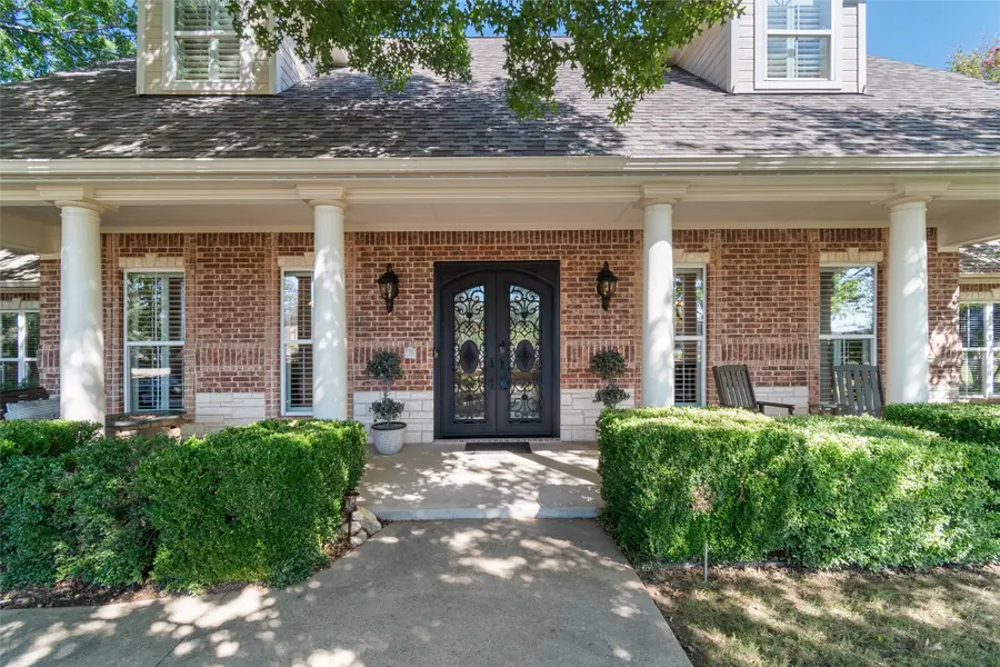 102 Ridge Court, Glen Rose, TX 76043 - Image #2
