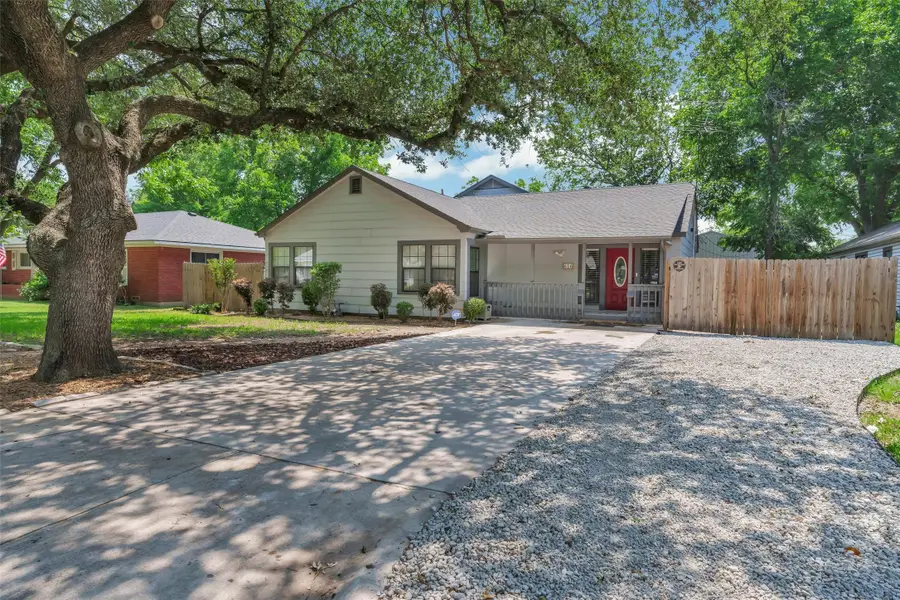 616 Bellevue Drive, Cleburne, TX 76033 - Image #3