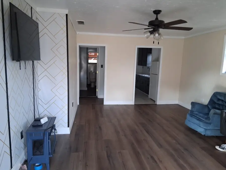 109 N Huckaby Street, Vivian, LA 71082 - Image #2