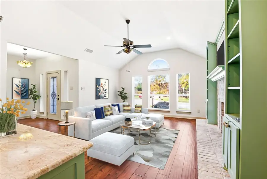 201 Montreal Drive, Hurst, TX 76054 - Image #2