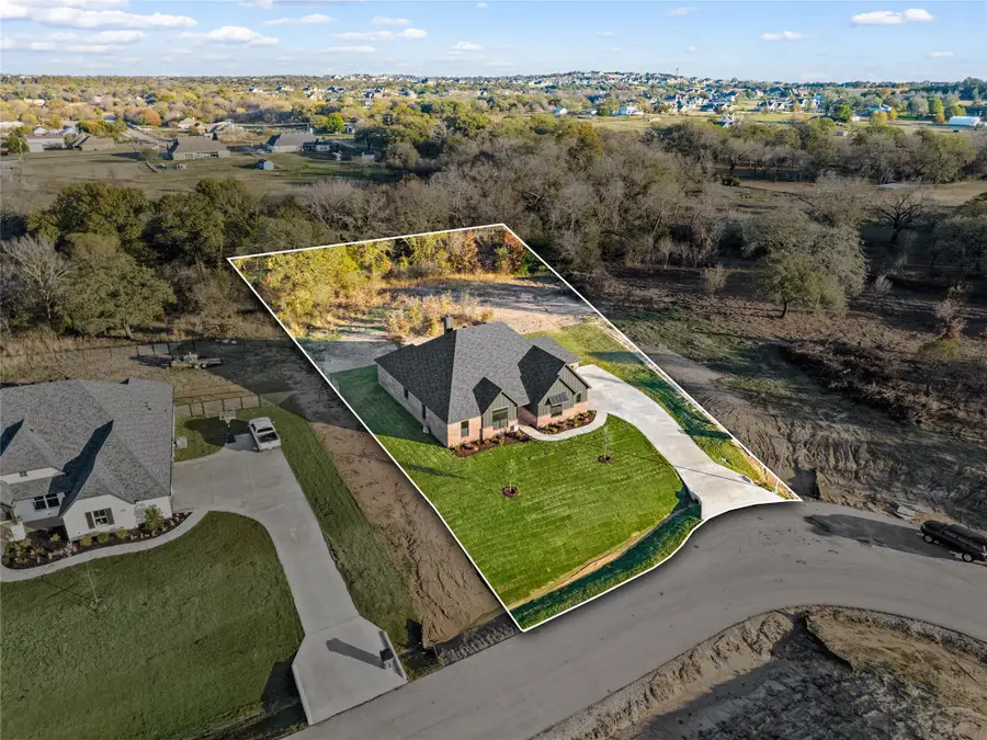 1033 Silver Sage Trail, Weatherford, TX 76085 - Image #2