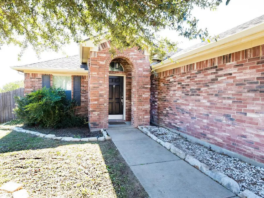 2720 Hilcroft Avenue, Denton, TX 76210 - Image #3