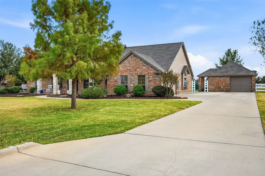 2108 Meadow Springs Drive, Haslet, TX 76052 - Image #3
