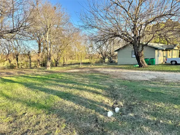 1812 Rice Avenue, Gainesville, TX 76240