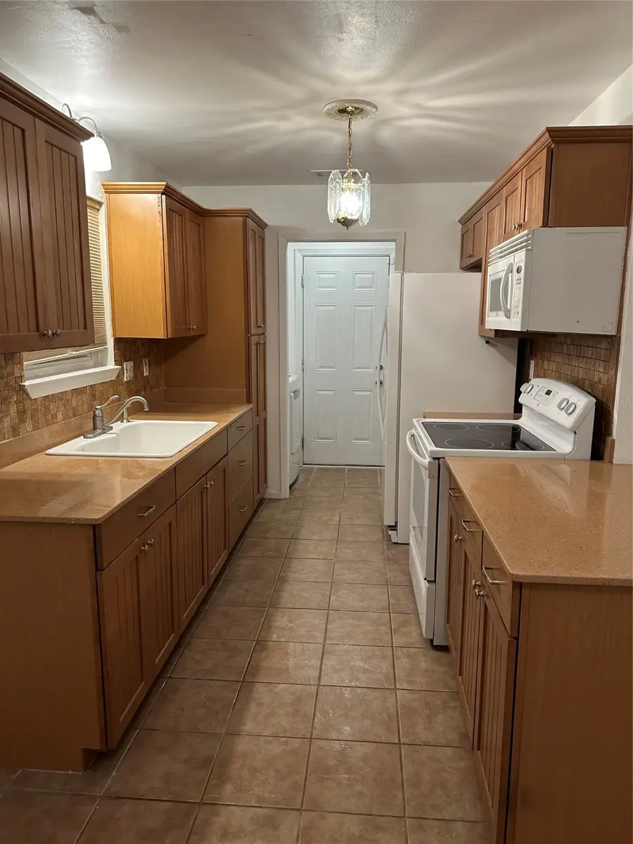 513 Myra Lou Avenue, Copperas Cove, TX 76522 - Image #3