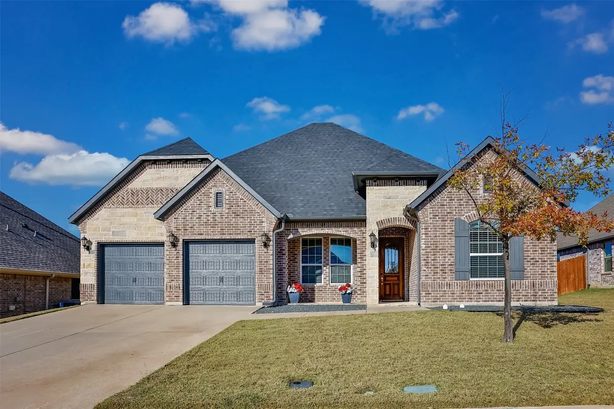 702 La Paloma Road, Sanger, TX 76266 - Image #1