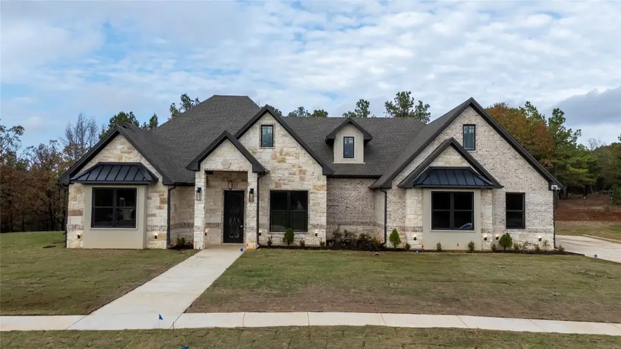 12342 Oak Grove Drive, Lindale, TX 75706 - Image #2