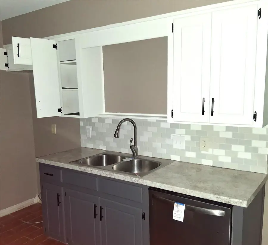 18 Kay Circle, Nash, TX 75569 - Image #3