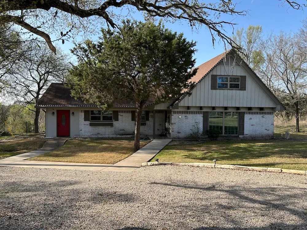 649 Wedgewood Drive, China Spring, TX 76633 - Image #1