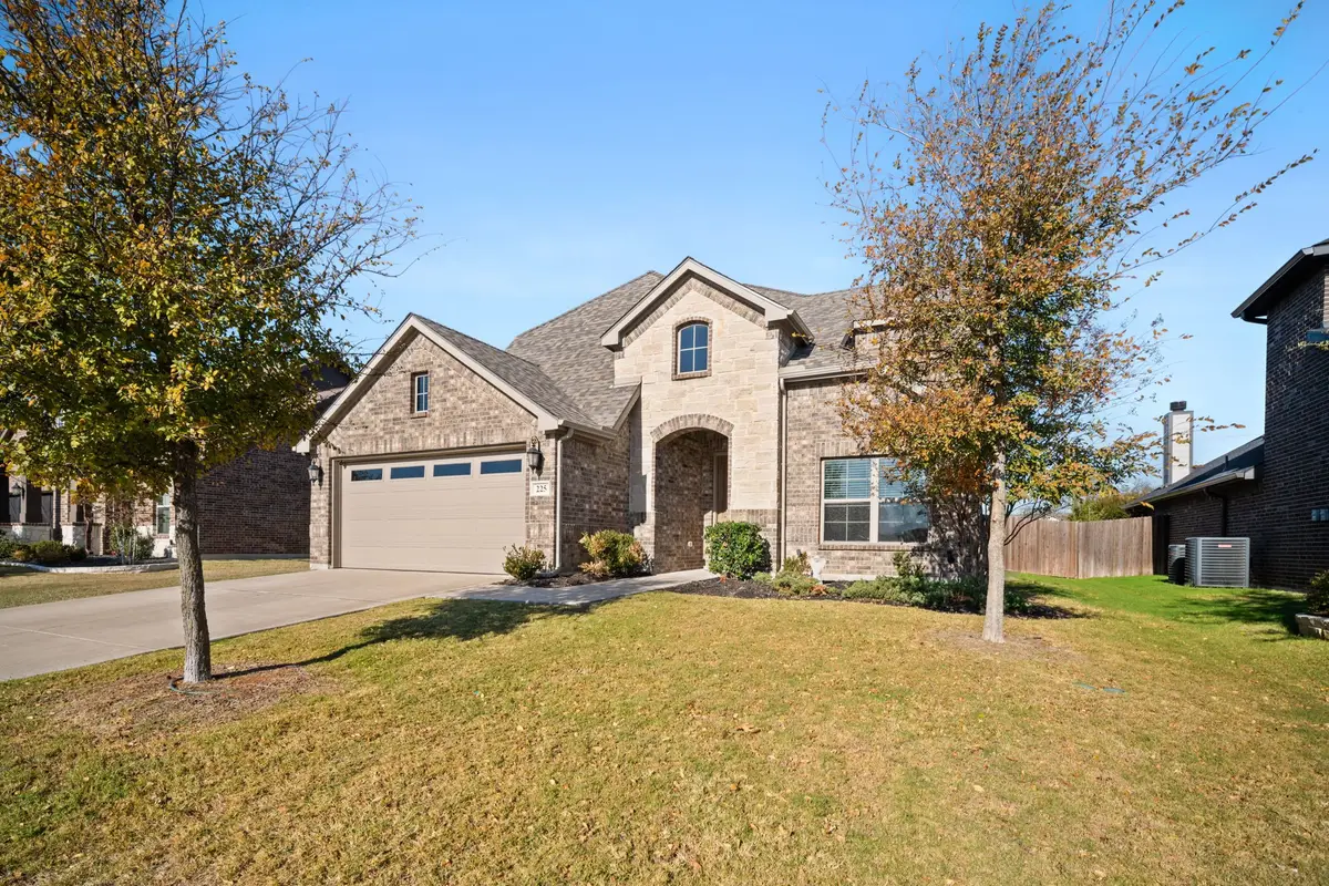 225 Lariat Trail, Waxahachie, TX 75165 - Image #1